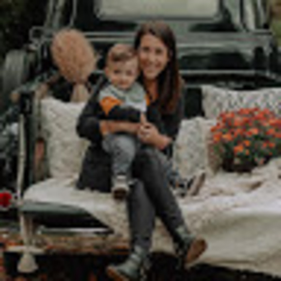 Meet your Posher, Jensen - Picture 1 of 1